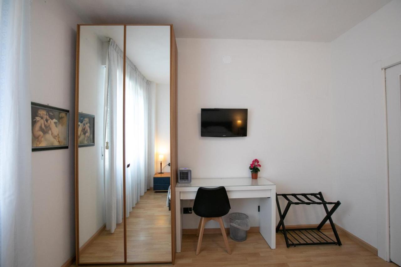 Mirea'S Rooms Ascoli Piceno Exterior photo