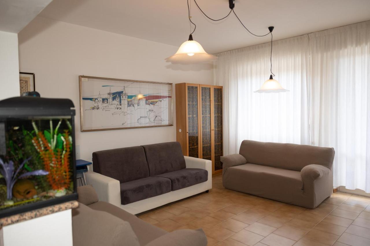 Mirea'S Rooms Ascoli Piceno Exterior photo