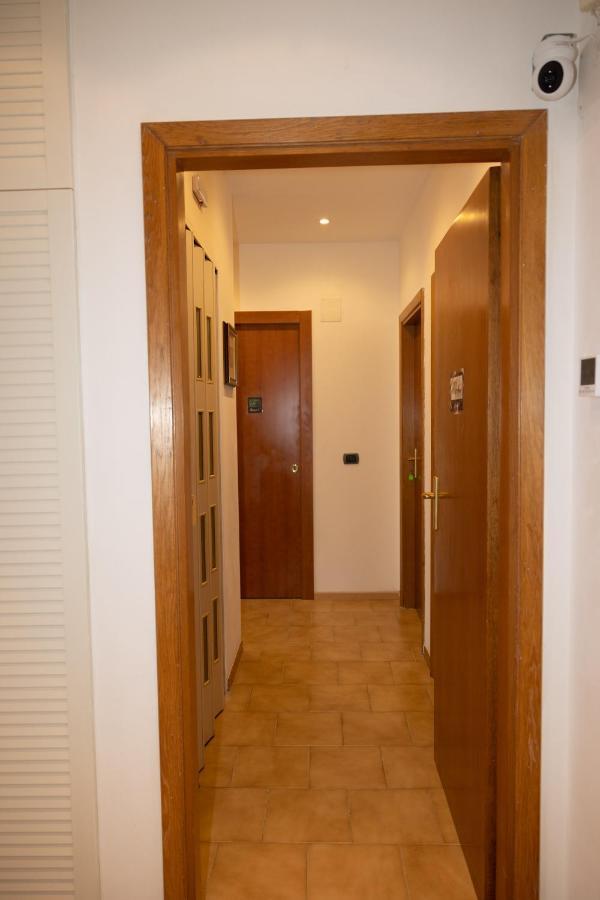 Mirea'S Rooms Ascoli Piceno Exterior photo