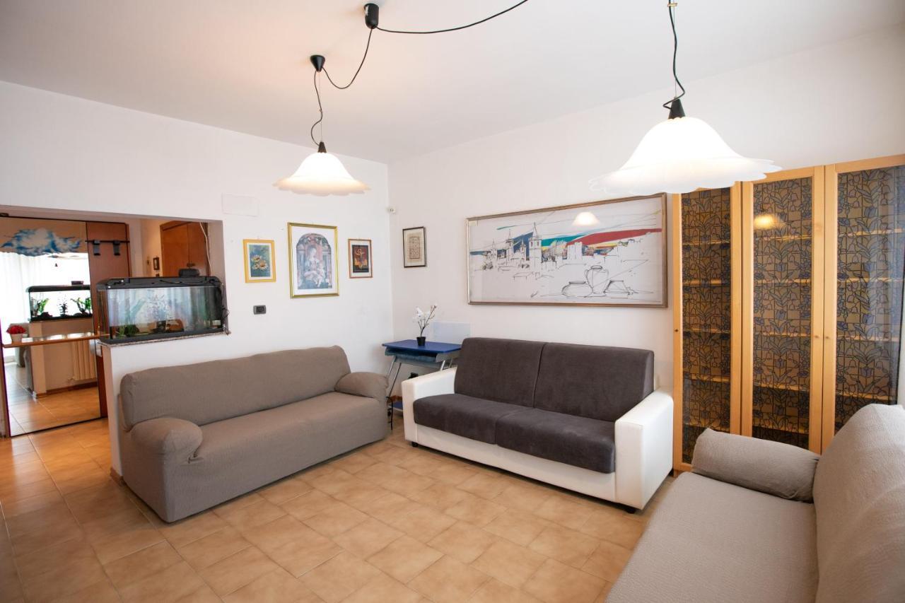 Mirea'S Rooms Ascoli Piceno Exterior photo
